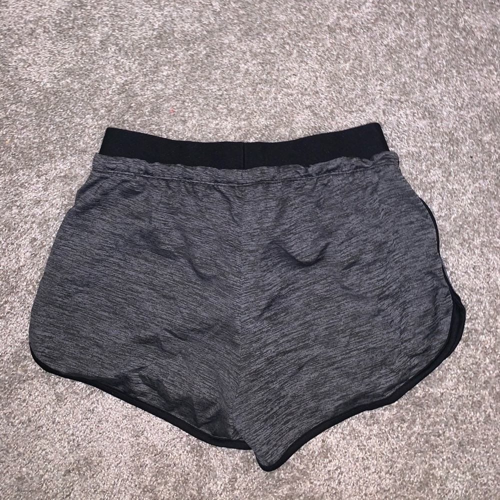 COPY - Tek Gear Dry Tek Gray & Black athletic sho… - Picture 6 of 6